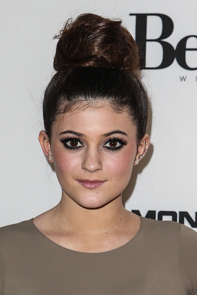 Imádjuk Kylie Jenner szeplőit