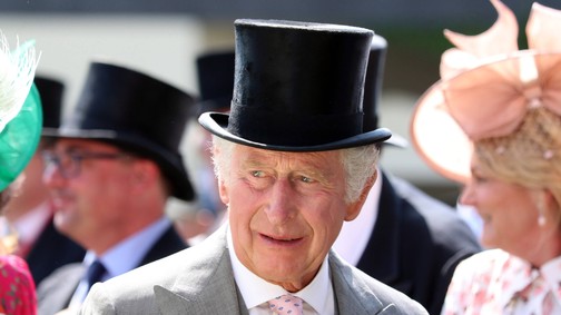 Károly király szokatlan fotóval szegte meg a királyi család hagyományait