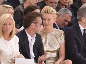 Charlize Theron és Sean Penn ilyen szerelmesek