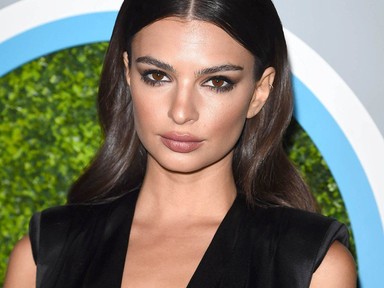 Te jó ég! Emily Ratajkowski már 15 évesen is topless pózolt!