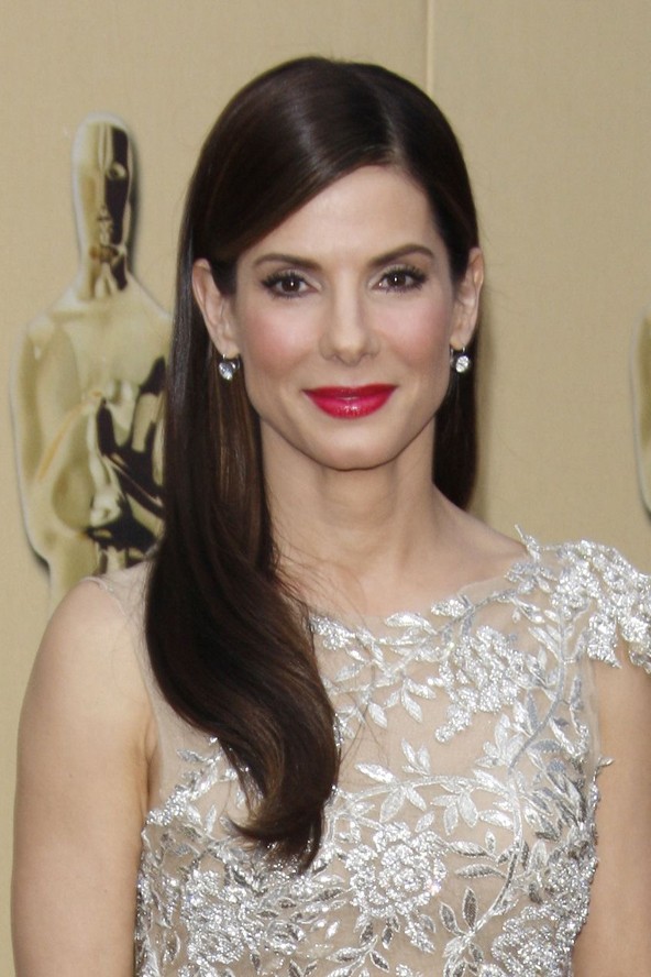 Frizurák és hajstílusok a sztároktól, amit bevethetsz az esküvődön is