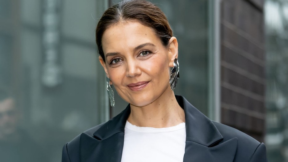 Katie Holmes bőrnadrágban és pucérfelsőben hódított