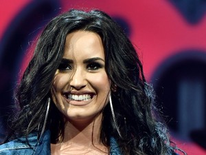 Demi Lovato új szerelme elég veszélyes srác
