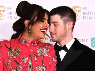 Priyanka Chopra és Nick Jonas visszatértek a vörös szőnyegre, bámulatosan festettek a BAFTA gálán