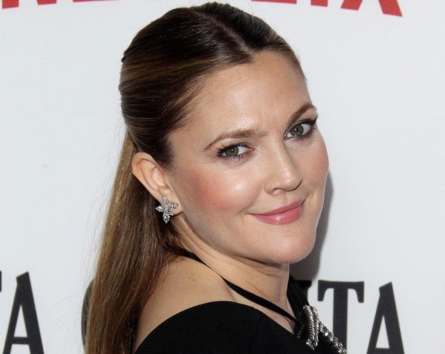 Drew Barrymore Marni ruhában