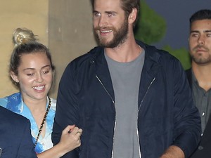 Miley Cyrus és Liam Hemsworth odavannak egymásért, nem tudják levenni a másikról a kezüket!