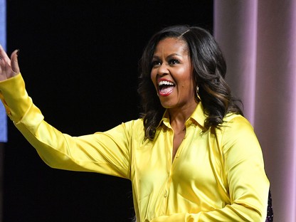 Konkrétan káprázik a szemünk és megvakít Michelle Obama 1,2 millió forintos csizmája