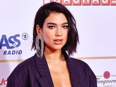 Rajongói próbálják meggyőzni Dua Lipát, hogy ne legyen ilyen felelőtlen