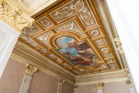 Lenyűgöző freskókat csodálhatunk meg az Imagine Budapest sétáján