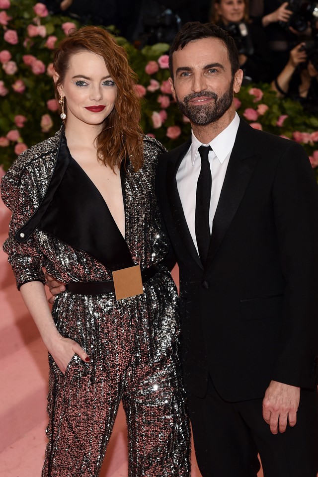 Emma Stone Nicolas Ghesqui&egrave;re Met