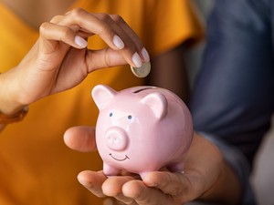 Így zsebelhetsz be tízezreket a bankoktól