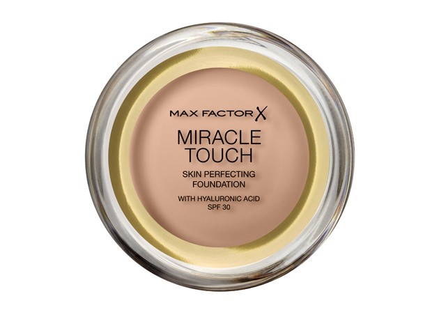 Get the Look: Így készítsd el a TikTok sztár vibráló sminkjét!