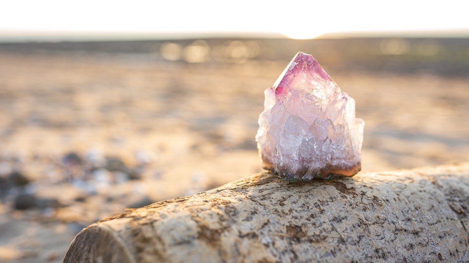 Mutatjuk a Bak jegyűek kristályait