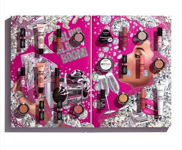 1. A NYX naptára idén még változatosabb, hiszen nem kizárólag ajakra való termékeket rejt magában. Az ablakok mögött 24 közönségkedvenc lakozik, mini és teljes méretű sminkeket is találsz benne, és ami még jobb, hogy minden árnyalat remekül viselhető. 15 999 Ft