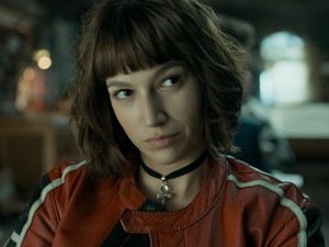 A nagy pénzrablás Tokiója igazi földre szállt angyal volt 16 évvel ezelőtti fotóin, nem is emlékeztet a mostani önmagára