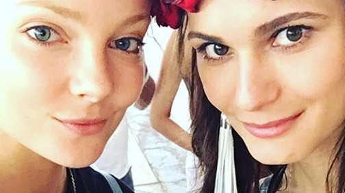 Így buliztak a magyar modellek a legmenőbb fesztiválon