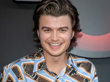 Kérünk 1 perc néma csöndet a Stranger Things sztárjának új bilifrizurája miatt