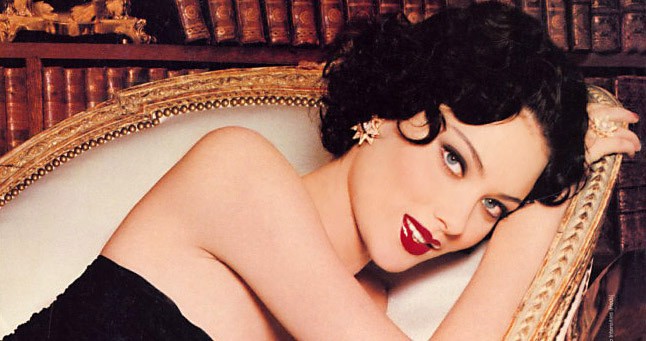 Shalom Harlow Chanel