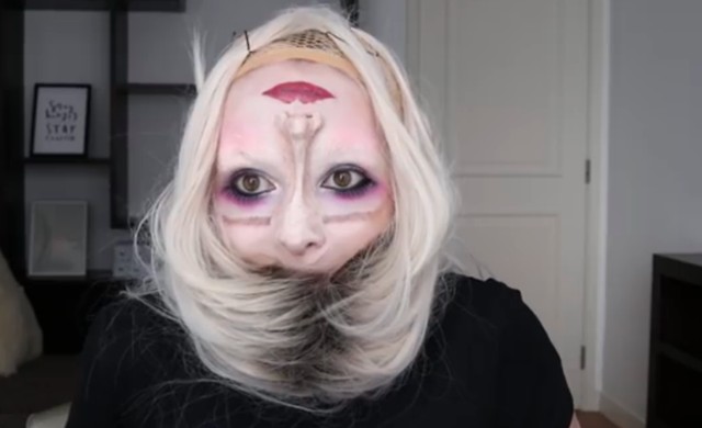 Egyszerre undorító és zseniális a kitekert fejű halloweeni ´smink´