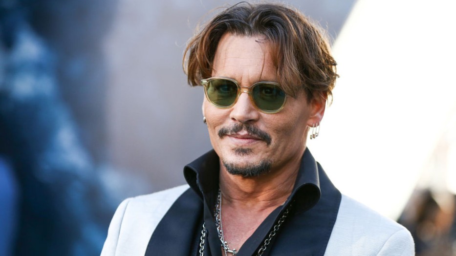 Johnny Depp magyarul köszönte meg a stáb munkáját