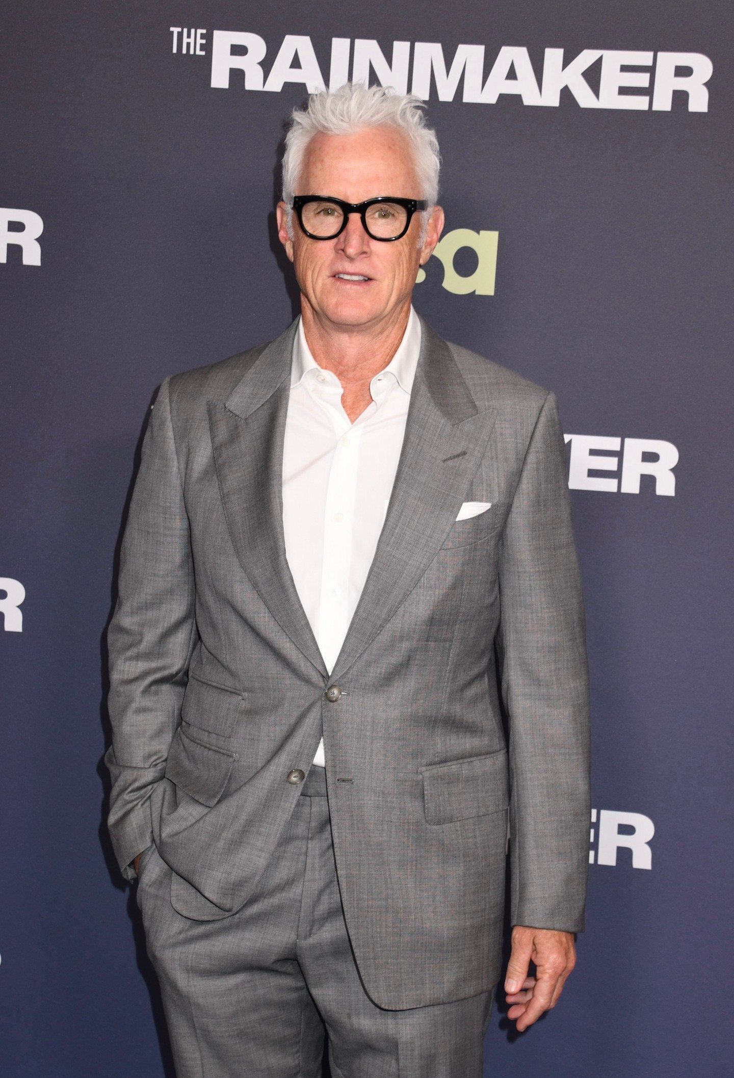 Az őt alakító John Slattery jelenleg 63 éves, a Szex és New York után több filmben is szerepelt - többek között a Dirty Dancing 2-ben is feltűnt. Legutóbb a 2025-ös The Rainmaker című sorozatban kapott főszerepet. 
