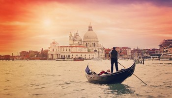 Velence legszebb arcát nem ott találod, ahol a turisták tömege hömpölyög