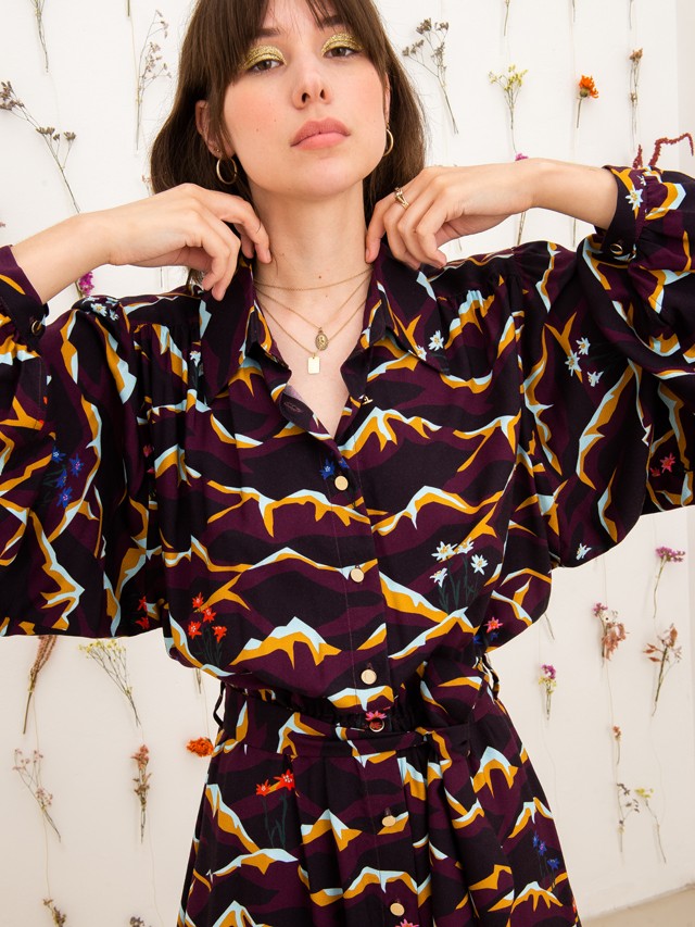 Saját emlékek, magyar ékességek: Tomcsányi Dóri textiljei egyedülállóak a hazai divatvilágban