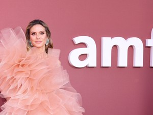 Heidi Klum pucérmelltartója a legmeztelenebb dolog, amit valaha láthatsz