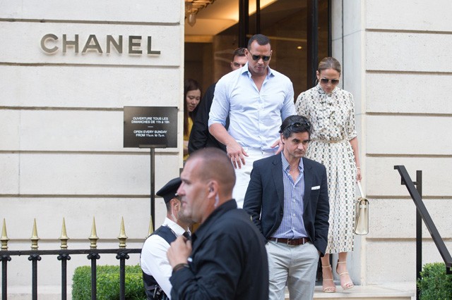 Chanel Jennifer Lopez