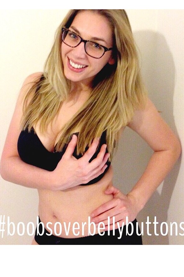 Inkább fogdosd a saját melleidet!