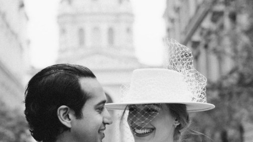 Axente Vanessa rendkívül sikkes ruhában ment férjhez