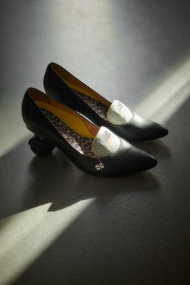 Ganni X New Balance New Talent programban készült cipőalkotás: Bonnetje