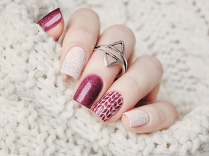 Ünnepi manikűr? Naná! A leginspirálóbb minták az Instagramról