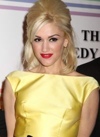 gwen-stefani-200x-d00008EA0e40125e12ecb.jpg