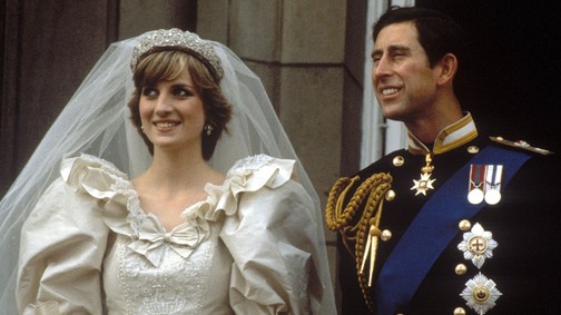 Diana hercegné esküvői cipője titkos üzenetet rejtett: ez bizonyítja, mennyire imádta valójában Károly herceget