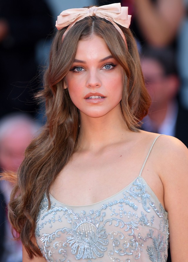 Palvin Barbi lélegzetelállító Disney-hercegnőként tért vissza a vörös szőnyegre