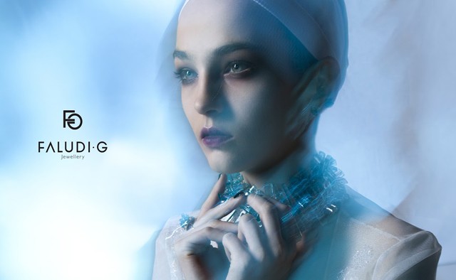 Ázsiában mutatkozik be a magyar tervező!