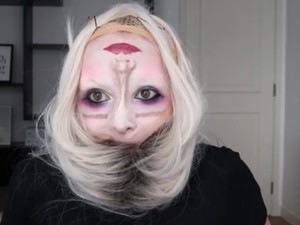 Egyszerre undorító és zseniális a kitekert fejű halloweeni ´smink´