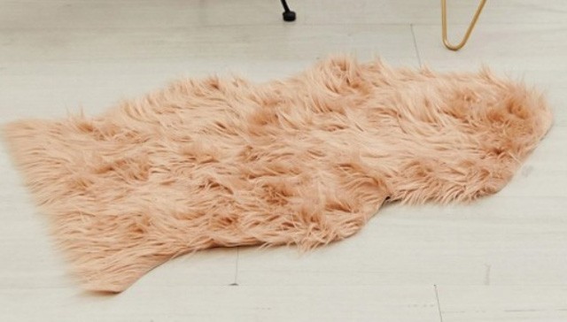 Chickidee pasztell rózsaszín szőnyeg www.asos.com