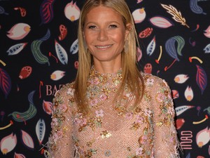 Gwyneth Paltrow részletgazdag ruháját már nem lehetett tovább fokozni