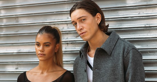 Amikor a párod másokkal csetel, titokban Tindert nézeget, kiderül a mikromegcsalások valódi oka, de van rá megoldás