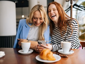 Ilyen a dán boldogság kulcsa, a hygge testközelből