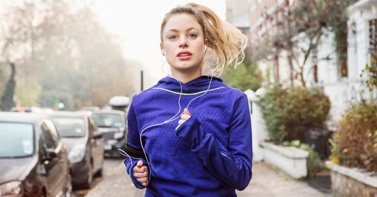 Figyelmeztető jel, ha akkor is izomlázad van, ha nem sportoltál, mutatjuk, mit jelent