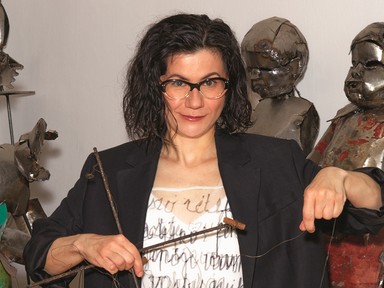A szobrász, aki művészetén keresztül küzd az előítéletek ellen - interjú Rabóczky Judittal