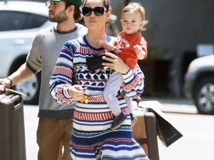 Jessica Biel kisfia kiköpött édesapja! Pont olyan, mint Justin Timberlake