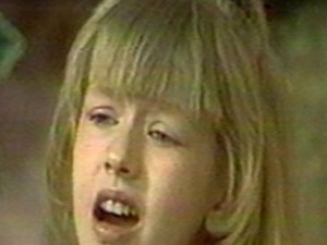 A 12 éves Christina Aguilera előadásától leesik az állad!