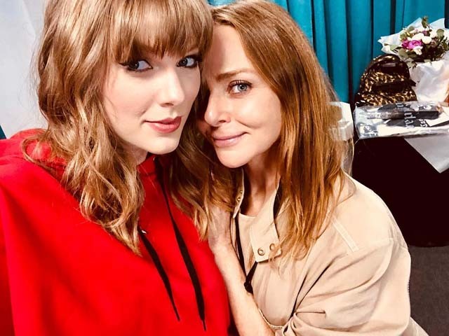 Megmutatjuk Taylor Swift és Stella McCartney közös kollekcióját: döntsd el te, megéri-e az árát