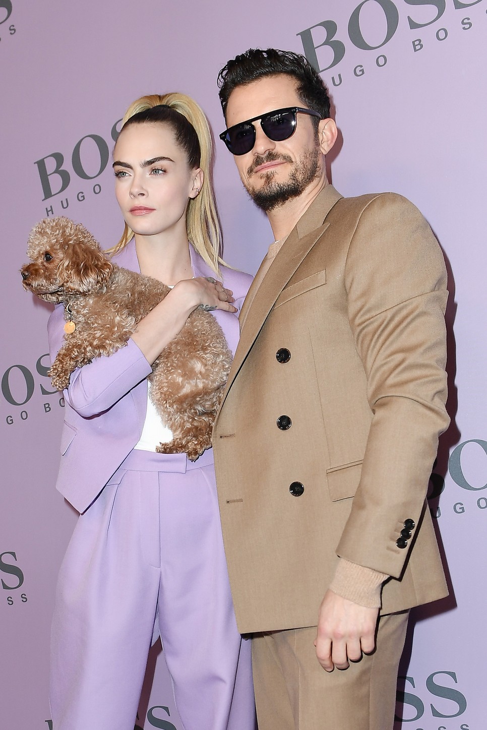 Orlando Bloom kiskutyája ellopta a show-t a milánói divathéten