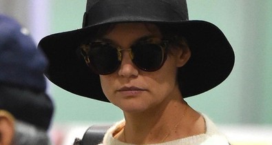 Katie Holmes olyan rövidre vágatta a haját, hogy elképzelni se tudod!