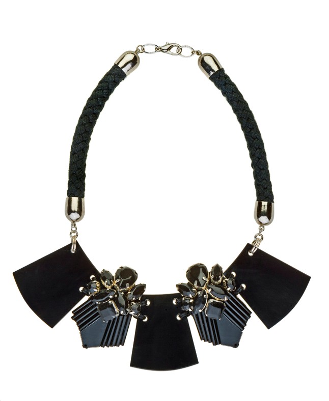 Gyöngy és plasztik nyakék RIENNE 70 200 Ft www.riennecreations.com